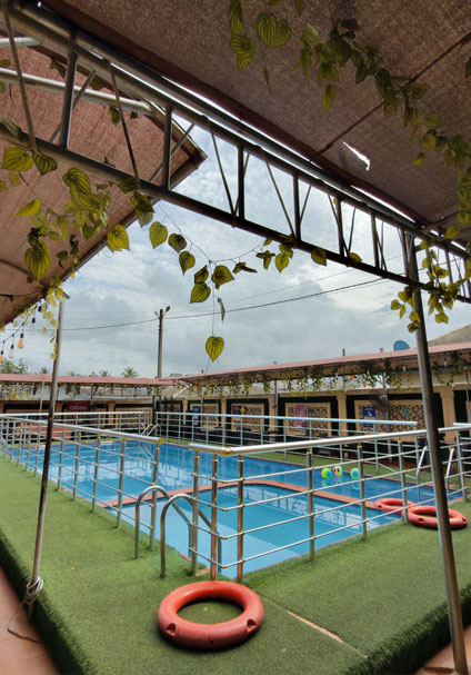 swimming-pool